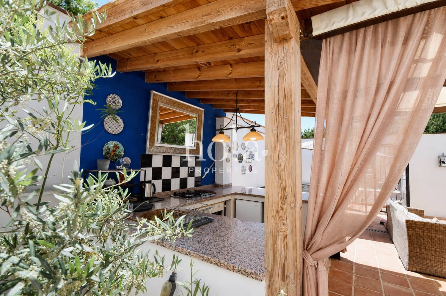 4 camera da letto Casa in vendita in Loja con piscina - 290.000 € (Rif: 8085144)