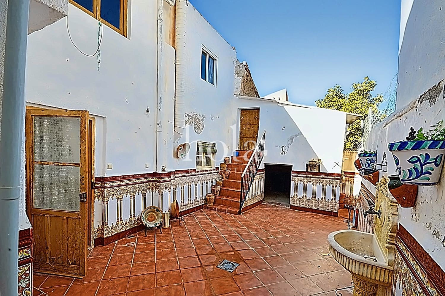 4 soveværelse Byhus til salg i Pinos del Valle - € 105.000 (Ref: 8098401)