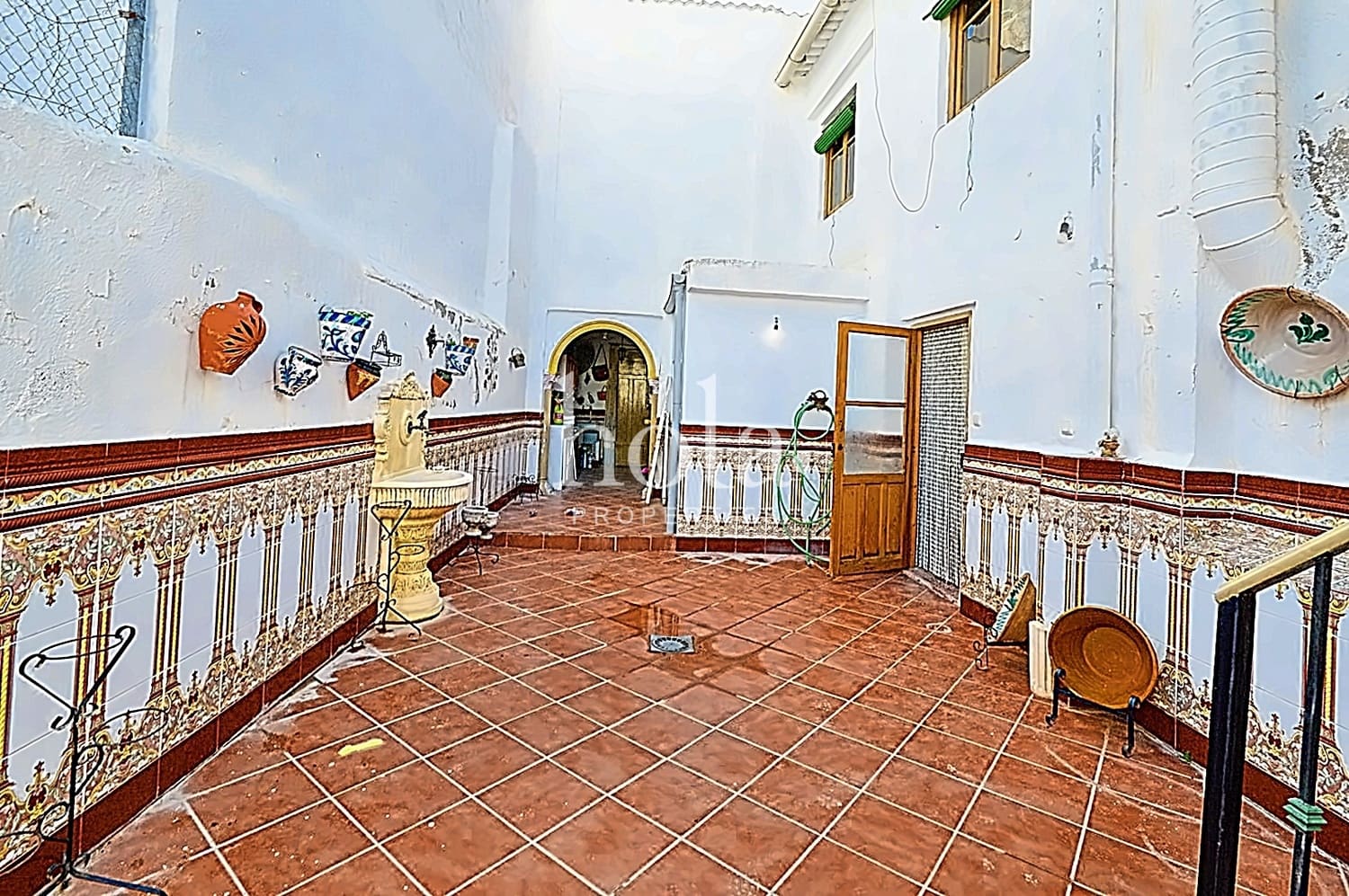 4 soveværelse Byhus til salg i Pinos del Valle - € 105.000 (Ref: 8098401)