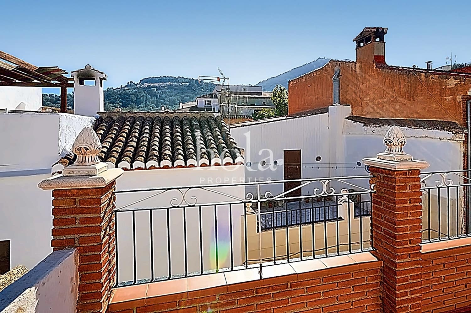 4 soveværelse Byhus til salg i Pinos del Valle - € 105.000 (Ref: 8098401)