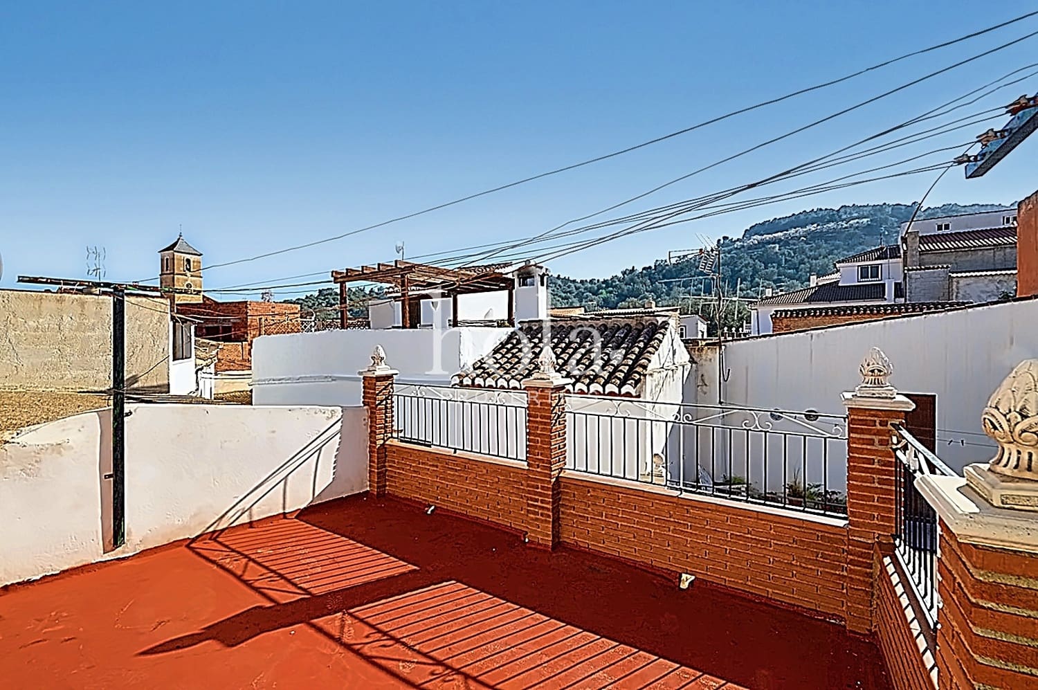 4 soveværelse Byhus til salg i Pinos del Valle - € 105.000 (Ref: 8098401)