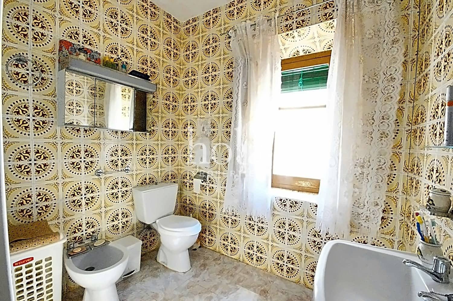 4 soveværelse Byhus til salg i Pinos del Valle - € 105.000 (Ref: 8098401)