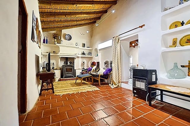4 bedroom Finca/Country House for sale in Motril with pool garage - € 225,000 (Ref: 8101724)