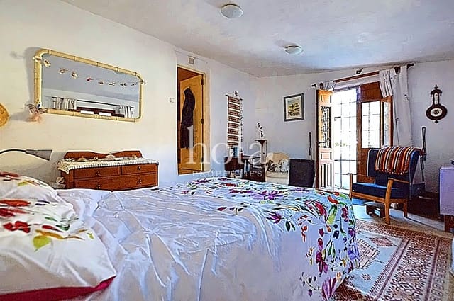 4 bedroom Finca/Country House for sale in Motril with pool garage - € 225,000 (Ref: 8101724)