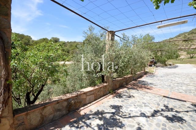 2 bedroom Finca/Country House for sale in Mondujar, Lecrín - € 75,000 (Ref: 8250062)