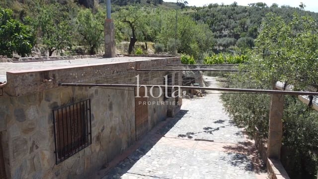 2 bedroom Finca/Country House for sale in Mondujar, Lecrín - € 75,000 (Ref: 8250062)