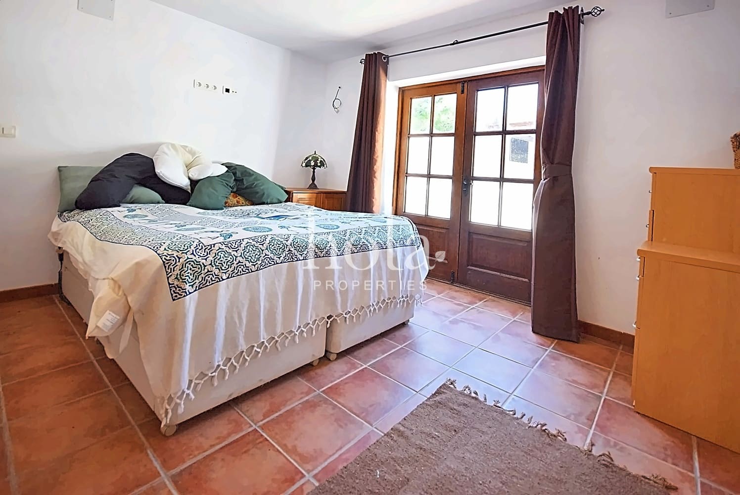 3 soveværelse Finca/Landehus til salg i Orgiva med swimmingpool - € 360.000 (Ref: 8353015)