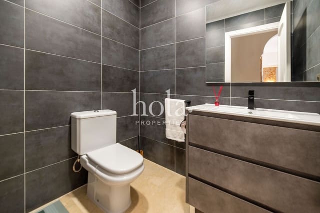 4 sypialnia Apartament na sprzedaż w Elviria, Marbella z basenem garażem - 960 000 € (Ref: 8364456)