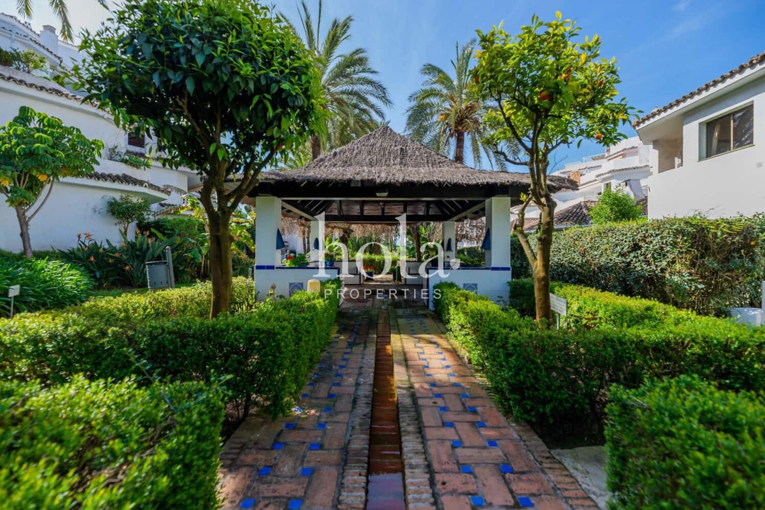 4 soveværelse Lejlighed til salg i Marbella med swimmingpool garage - € 960.000 (Ref: 8364456)