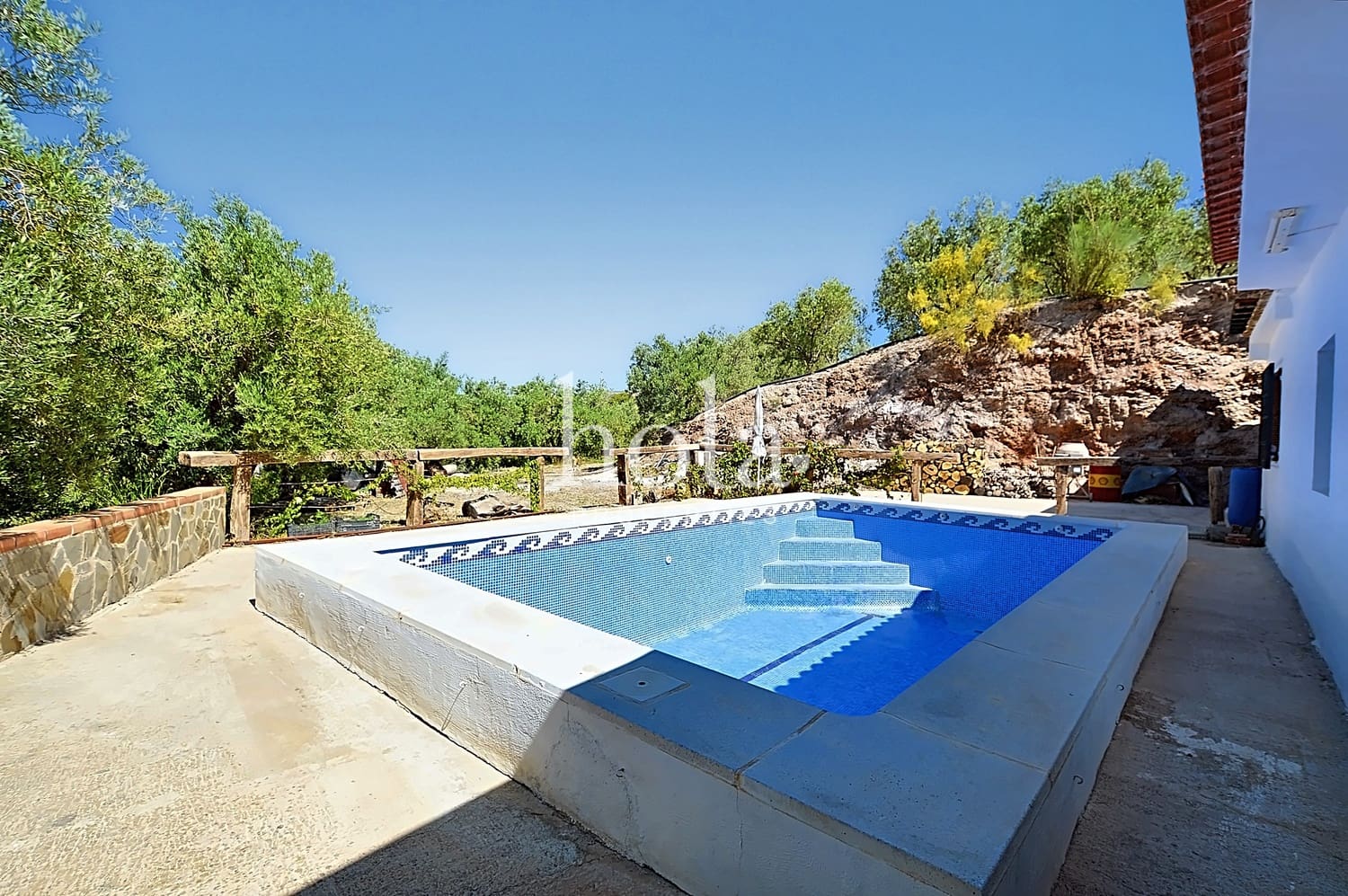 2 soveværelse Finca/Landehus til salg i Lanjaron med swimmingpool garage - € 225.000 (Ref: 8395501)