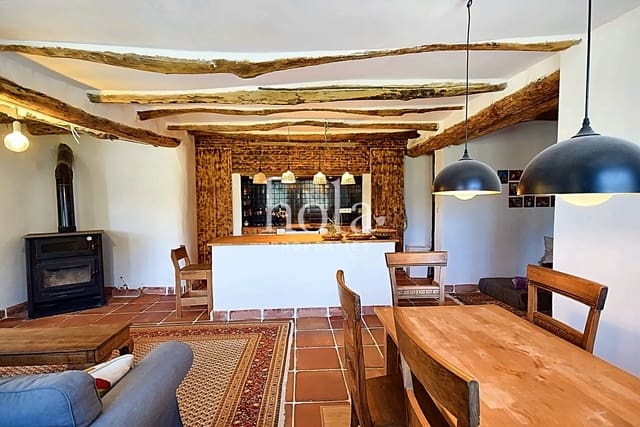 3 bedroom Finca/Country House for sale in Busquístar - € 180,000 (Ref: 8395654)