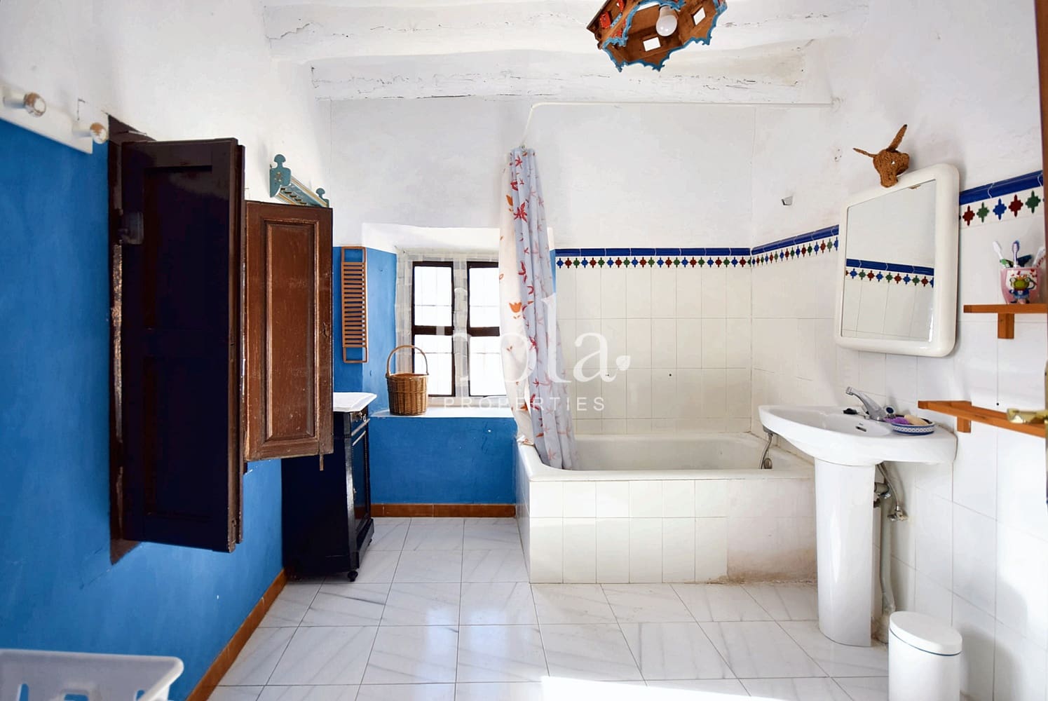 3 soveværelse Byhus til salg i Busquistar - € 100.000 (Ref: 8555575)