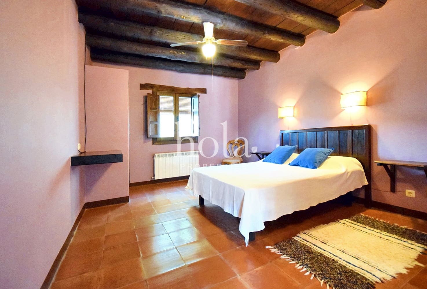 7 soveværelse Byhus til salg i Busquistar - € 260.000 (Ref: 8623208)