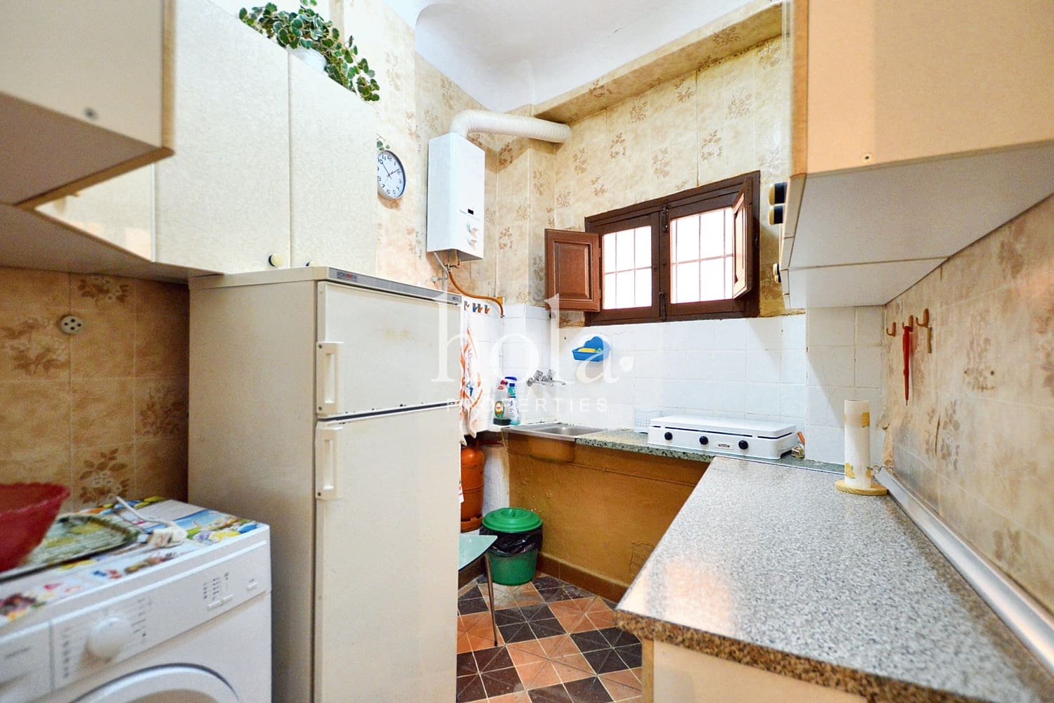 5 soveværelse Byhus til salg i Lanjaron - € 130.000 (Ref: 8635078)