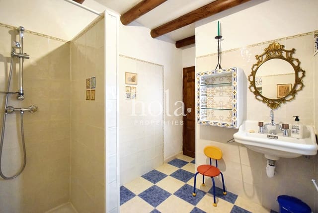 4 bedroom Finca/Country House for sale in Orgiva with garage - € 310,000 (Ref: 8635415)