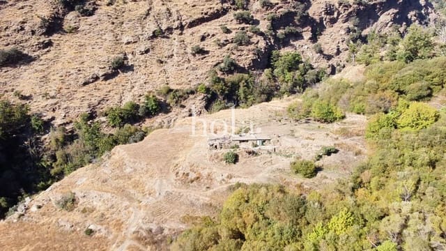 4 bedroom Finca/Country House for sale in Lanjarón - € 200,000 (Ref: 8657091)