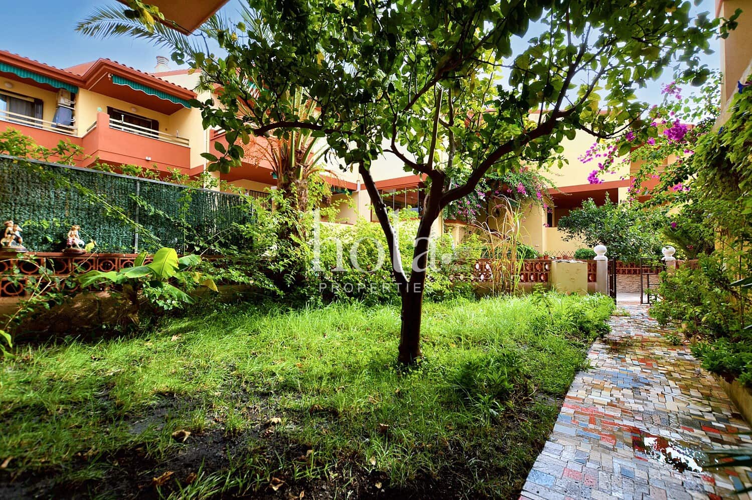 3 soveværelse Byhus til salg i Salobrena med swimmingpool garage - € 280.000 (Ref: 8703140)