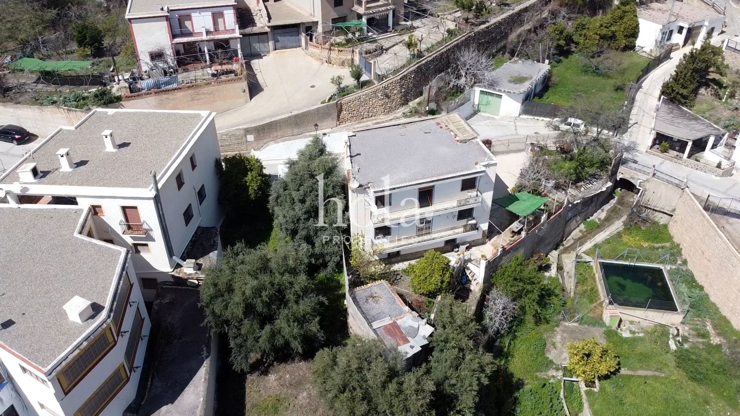 8 soveværelse Byhus til salg i Nevada med garage - € 110.000 (Ref: 8910104)