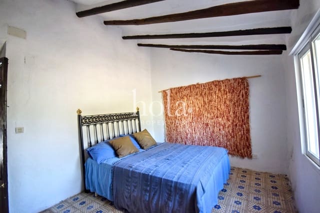 3 bedroom Finca/Country House for sale in Motril with garage - € 180,000 (Ref: 8998177)