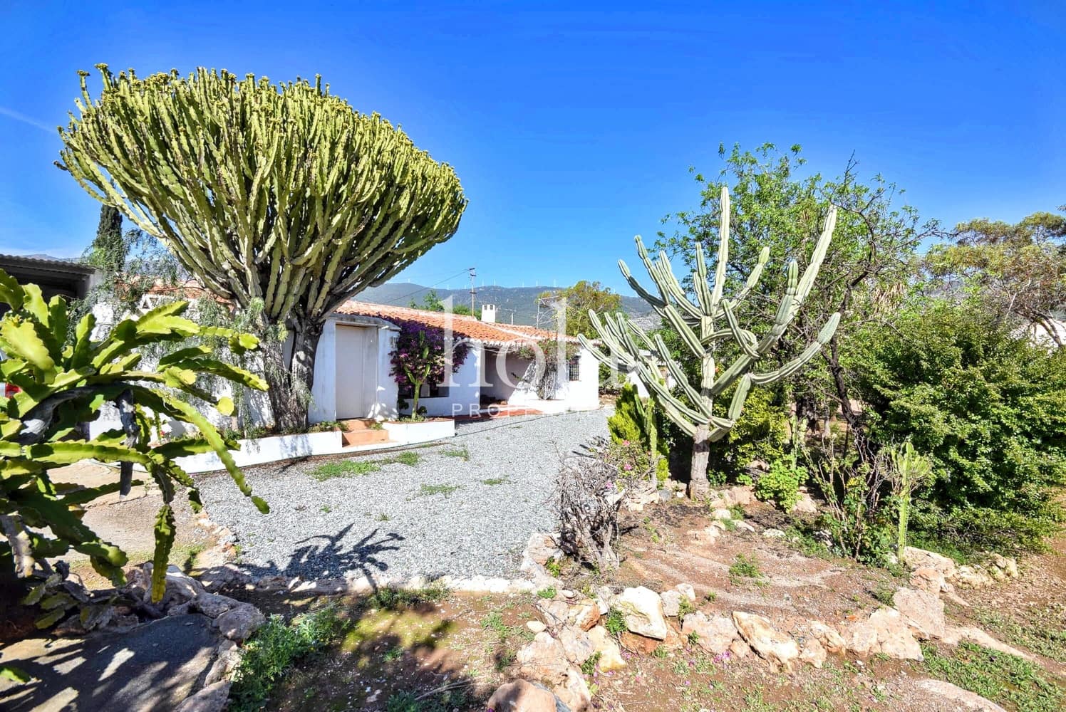 3 chambre Finca/Maison de Campagne à vendre à Motril avec garage - 180 000 € (Ref: 8998177)