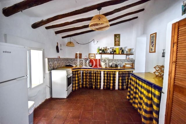 3 bedroom Finca/Country House for sale in Motril with garage - € 180,000 (Ref: 8998177)