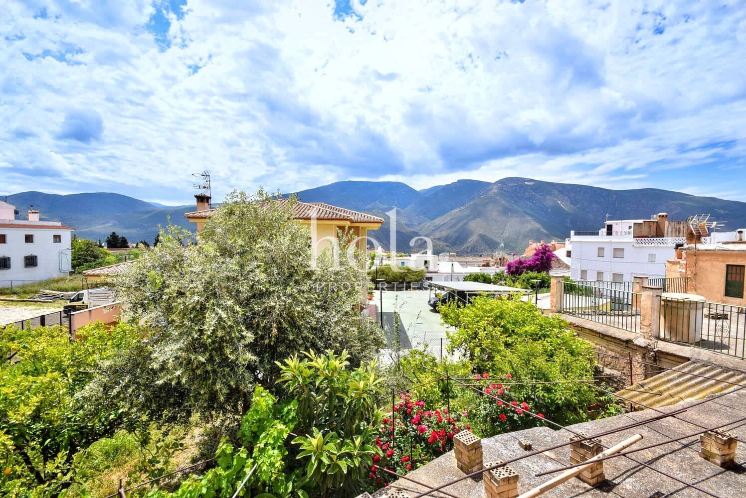 4 soveværelse Byhus til salg i Orgiva - € 120.000 (Ref: 9013275)