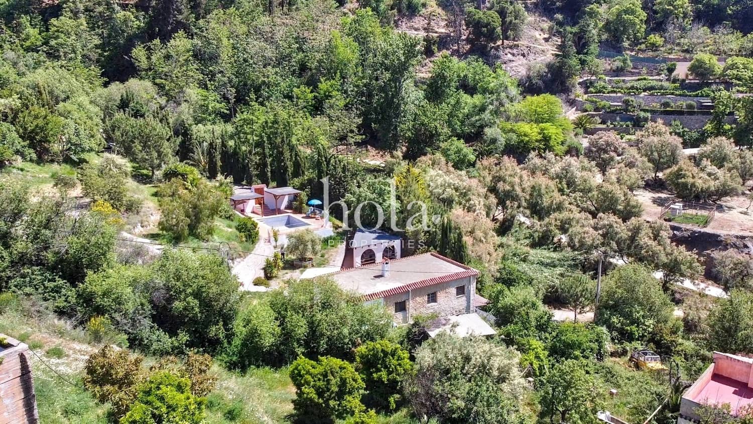 4 slaapkamer Finca/Landhuis te koop in Lanjaron met zwembad garage - € 275.000 (Ref: 9031193)