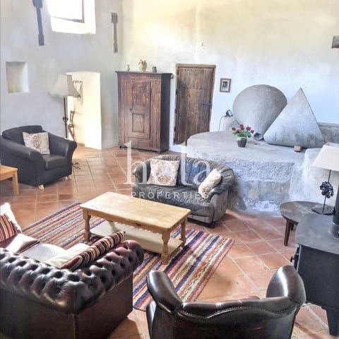 3 bedroom Finca/Country House for sale in Orgiva with pool garage - € 325,000 (Ref: 9197021)