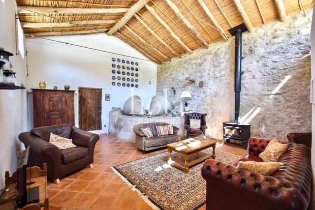 3 bedroom Finca/Country House for sale in Orgiva with pool garage - € 325,000 (Ref: 9197021)