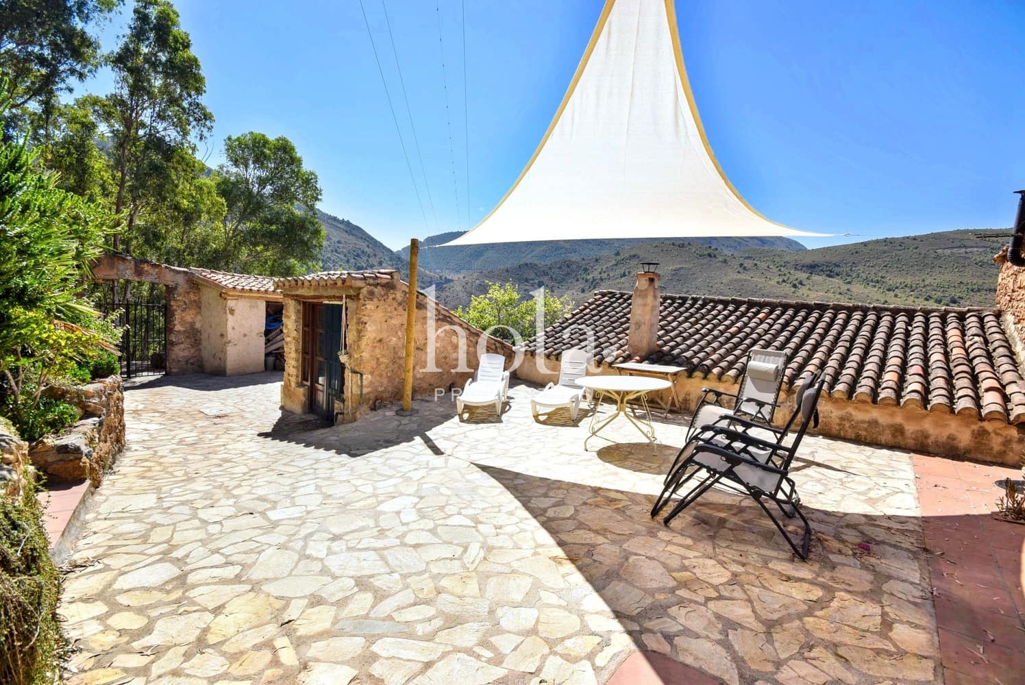 3 soveværelse Finca/Landehus til salg i Orgiva med swimmingpool garage - € 325.000 (Ref: 9197021)