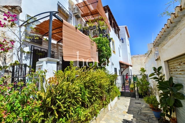 2 bedroom Townhouse for sale in Salobreña - € 130,000 (Ref: 9199723)