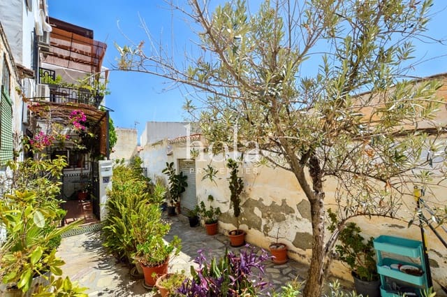 2 bedroom Townhouse for sale in Salobreña - € 130,000 (Ref: 9199723)