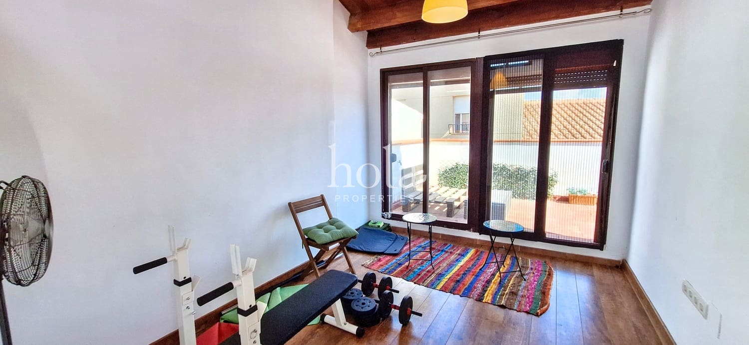 4 soveværelse Byhus til salg i Pinos del Valle - € 150.000 (Ref: 9327010)