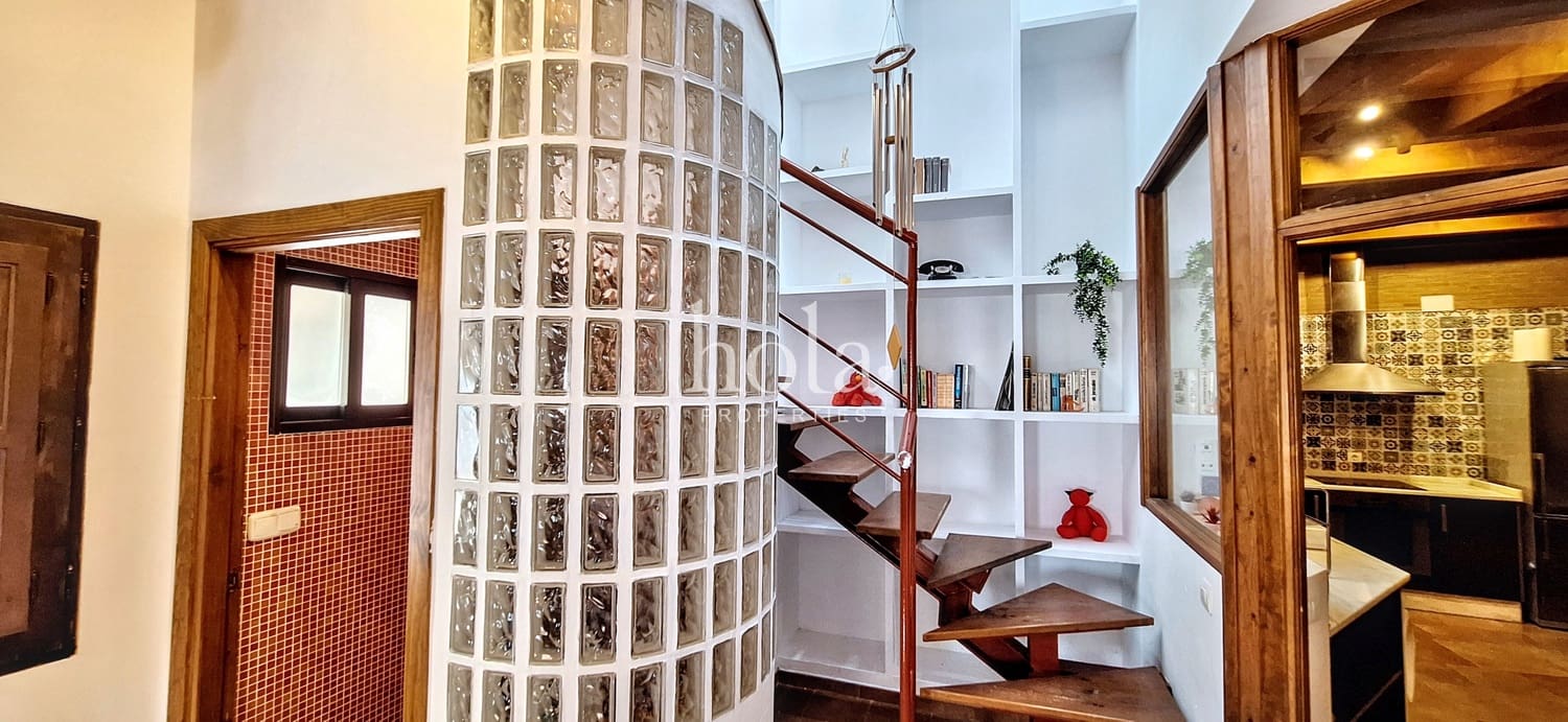 4 soveværelse Byhus til salg i Pinos del Valle - € 150.000 (Ref: 9327010)