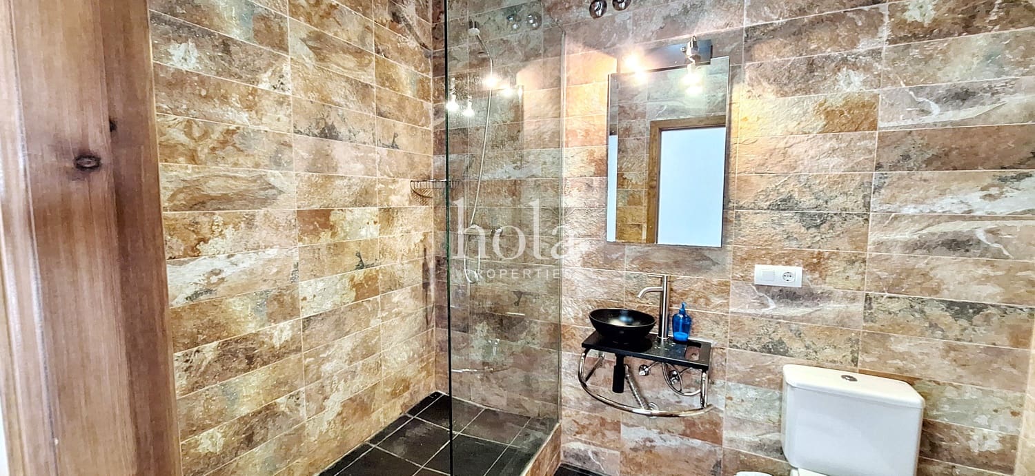 4 soveværelse Byhus til salg i Pinos del Valle - € 150.000 (Ref: 9327010)