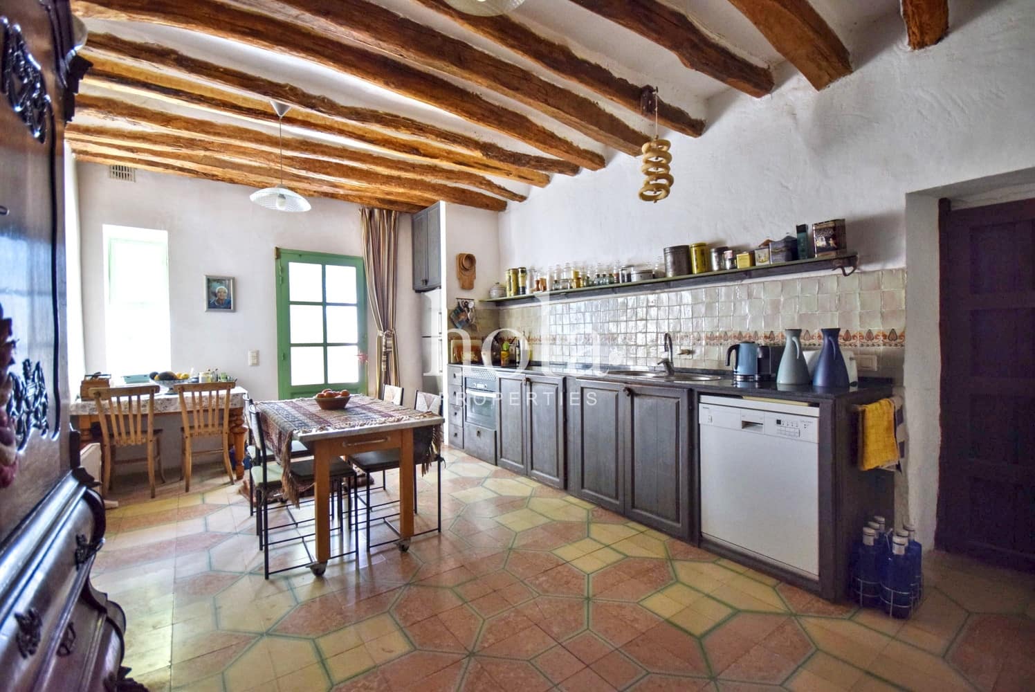 6 bedroom Townhouse for sale in Nevada with garage - € 250,000 (Ref: 9366780)