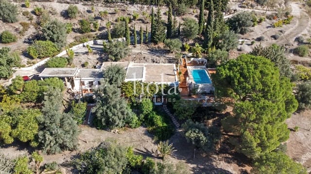 2 bedroom Finca/Country House for sale in Orgiva - € 275,000 (Ref: 9419466)