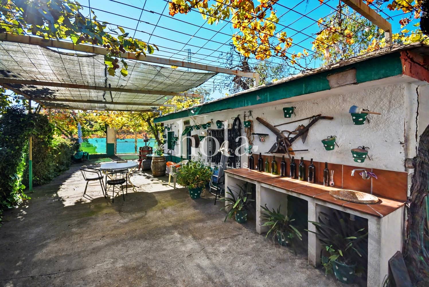 4 soverom Hus til salgs i Yegen med svømmebasseng garasje - € 250 000 (Ref: 9534891)