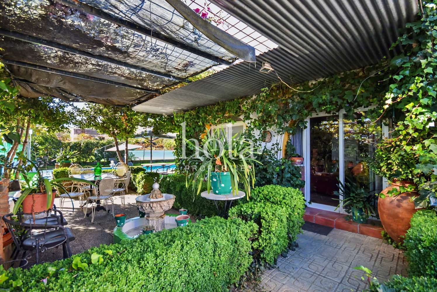 4 soverom Hus til salgs i Yegen med svømmebasseng garasje - € 250 000 (Ref: 9534891)