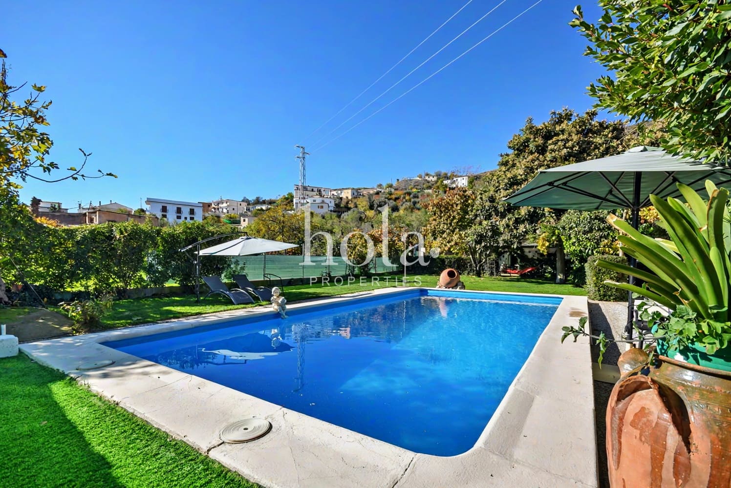 4 soverom Hus til salgs i Yegen med svømmebasseng garasje - € 250 000 (Ref: 9534891)