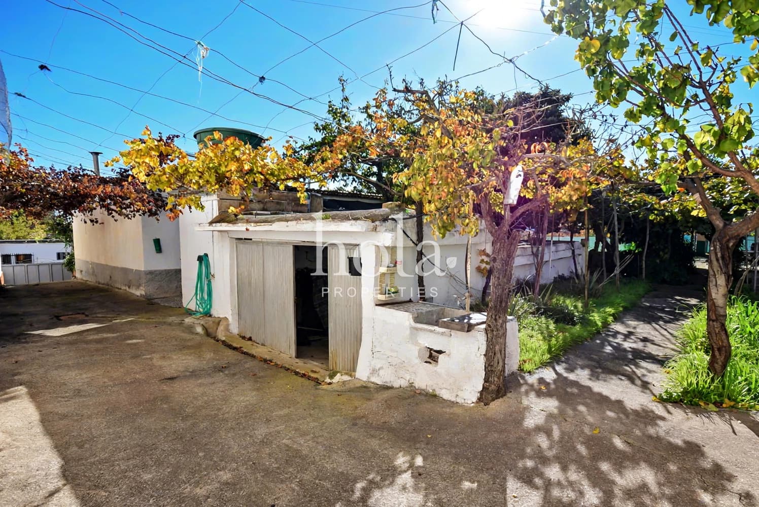 4 soverom Hus til salgs i Yegen med svømmebasseng garasje - € 250 000 (Ref: 9534891)