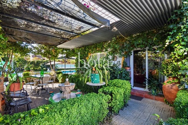 4 soverom Hus til salgs i Yegen, Alpujarra de la Sierra med svømmebasseng garasje - € 250 000 (Ref: 9534891)