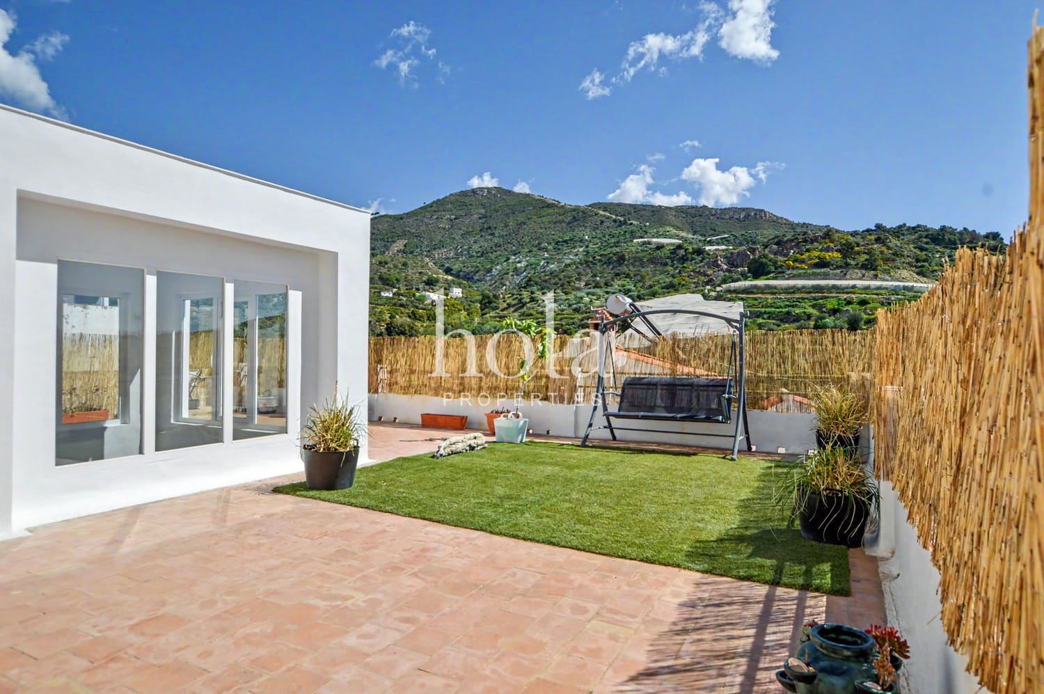 5 slaapkamer Huis te koop in Itrabo met garage - € 205.000 (Ref: 9809864)