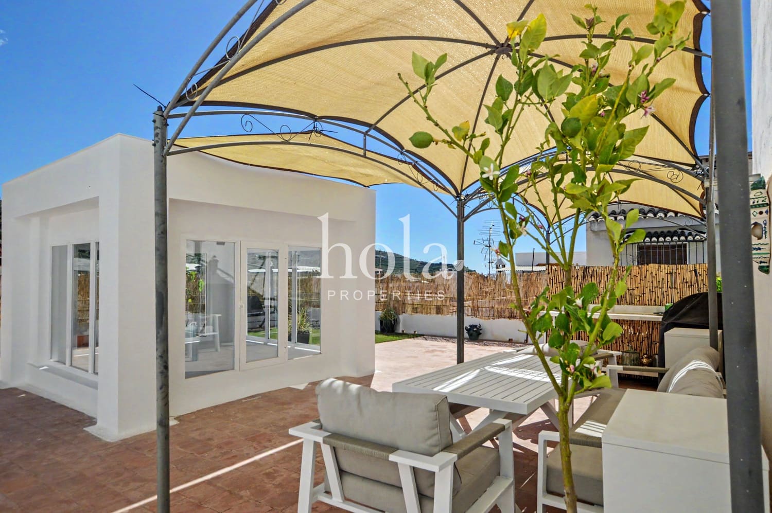 5 slaapkamer Huis te koop in Itrabo met garage - € 205.000 (Ref: 9809864)