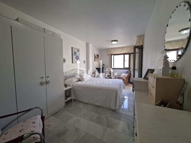 4 quarto Casa em Banda para venda em Salobreña com piscina garagem - 475 000 € (Ref: 9841785)