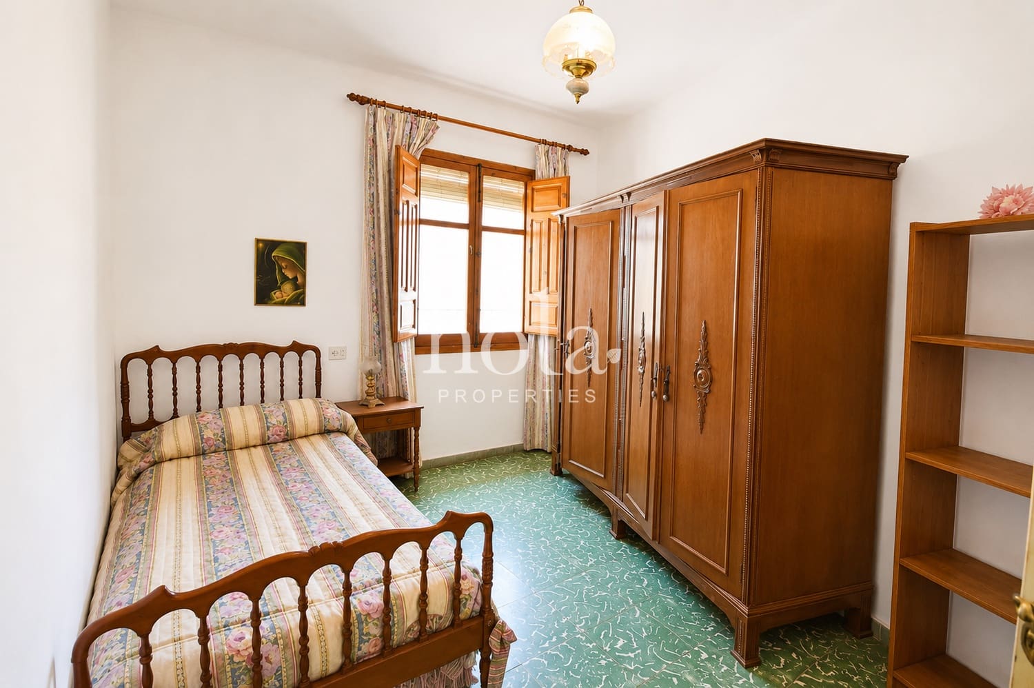 5 bedroom Townhouse for sale in Lanjaron - € 170,000 (Ref: 9897478)