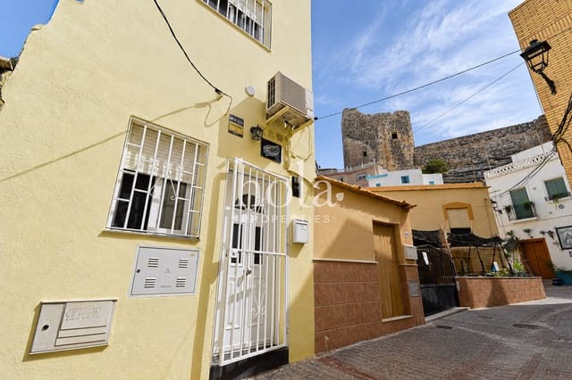 Hus til salgs i La Rabita, Albuñol - € 95 000 (Ref: 9943223)