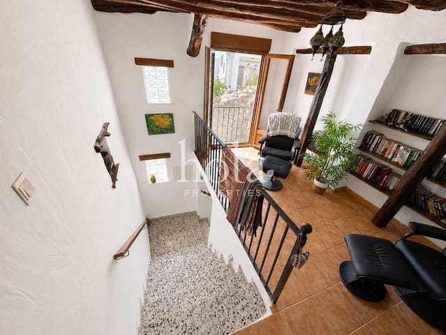 4 soverom Hus til salgs i Yegen, Alpujarra de la Sierra - € 150 000 (Ref: 9965541)