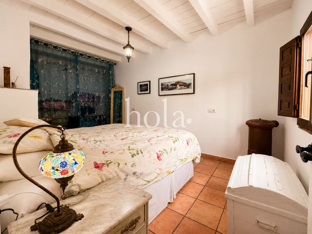 3 soveværelse Finca/Landehus til salg i Lanjarón med swimmingpool - € 180.000 (Ref: 9983818)