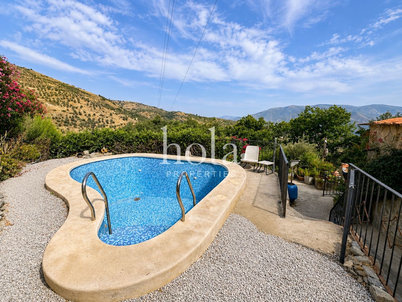 3 soveværelse Finca/Landehus til salg i Lanjaron med swimmingpool - € 180.000 (Ref: 9983818)